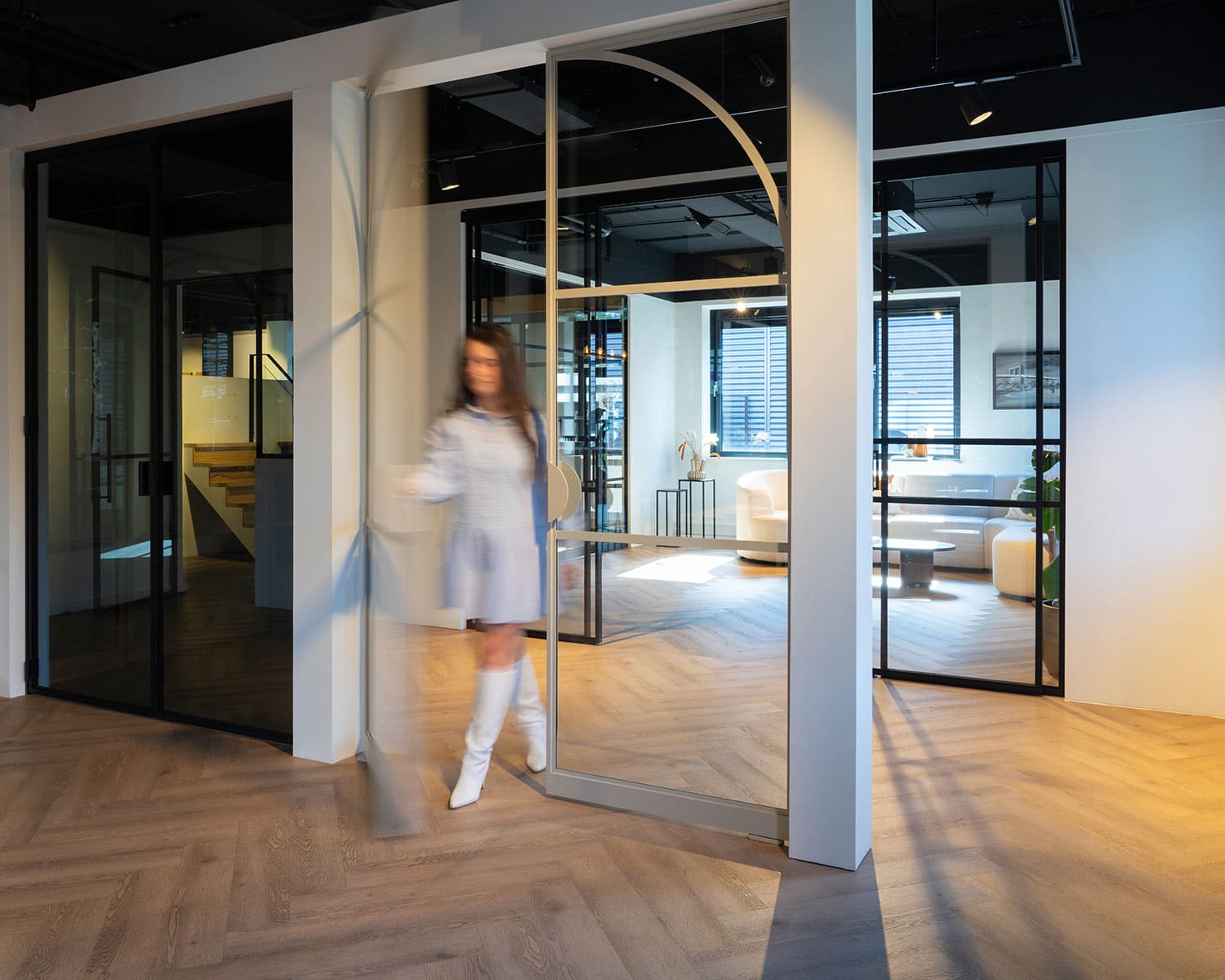 Bezoek een van de showrooms van Aluwdoors in Nunspeet, Mijdrecht, Veghel of Barendrecht.