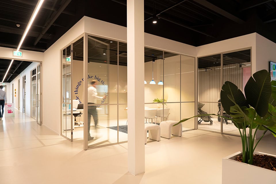 Stalen kantoorwanden