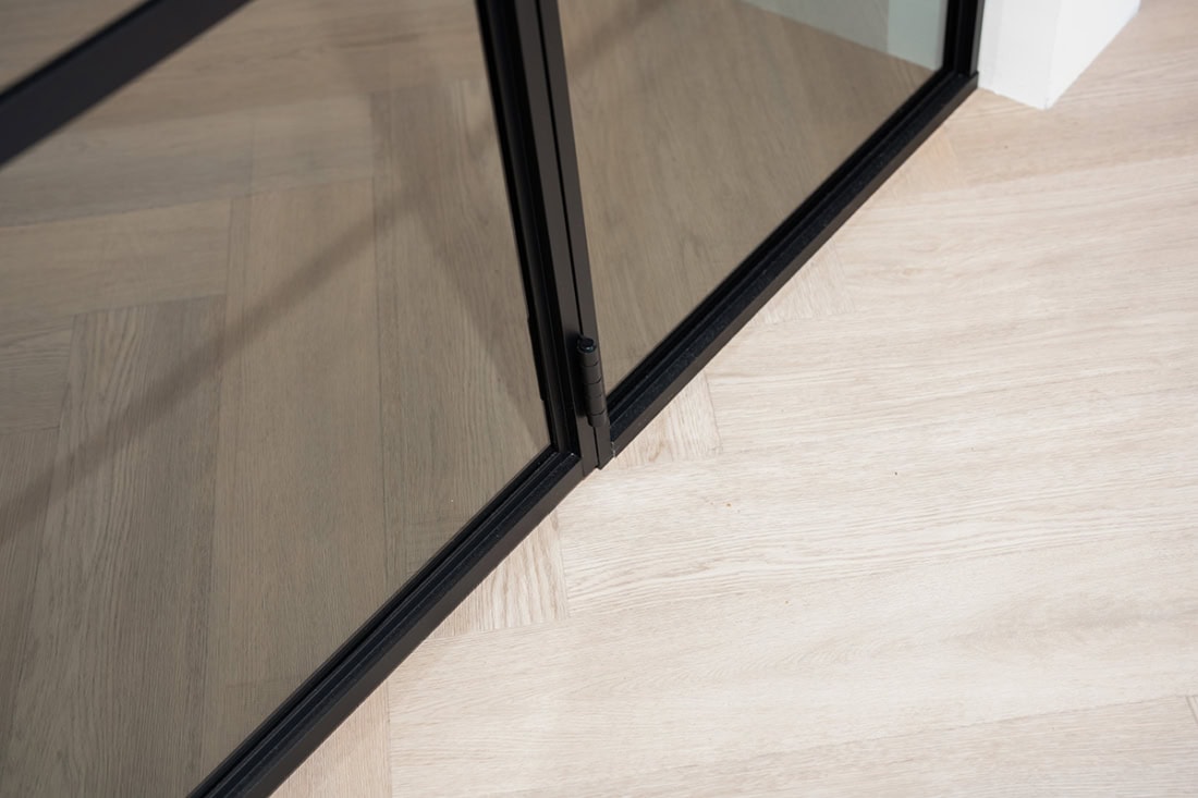 The sill of Aluwdoors at hinged doors