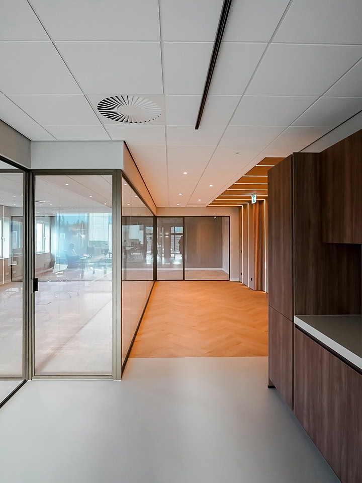 High-quality customised steel doors and walls, sleek finish and durable quality from Aluwdoors. Perfect for modern interiors and office spaces.