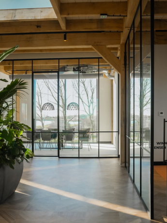 Stalen kantoorwanden