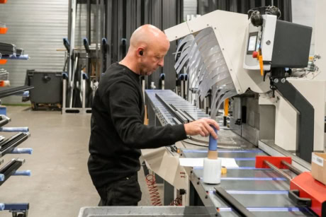 Production worker at Aluwdoors.