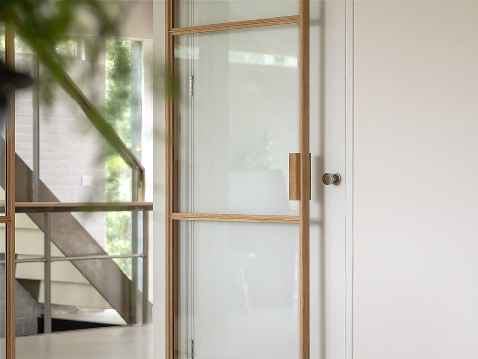 Onderhoudsvriendelijke fineerdeuren